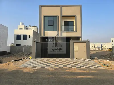 بدون رسوم سنوية  بموقع مميز 5  غرف تمليك حر