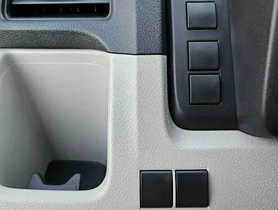 2026 Toyota HIACE — фото 16