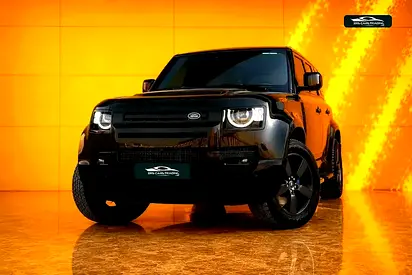 Land Rover Defender 110 2024 GCC specs for 4,586.00 AED monthly