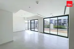 Vacant | Unfurnished | Corner Kitchen