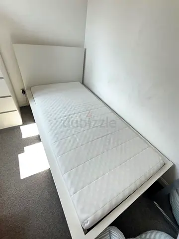 IKEA Single Bed with Mattress – White, Good Condition