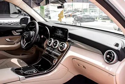 صورة 8 لـ 2022 Mercedes-BENZ GLC