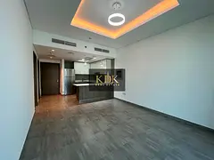 Premium 1 BR | Vacant | Fitted Kitchen