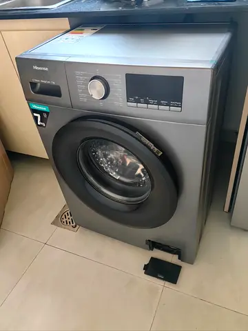 Hisense 7kg Front Load Washing Machine - Good Working Condition