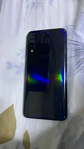 Samsung Galaxy A50 Dual SIM Smartphone 4GB RAM 128GB Storage | 6.4” Super AMOLED Display | 25MP Trip