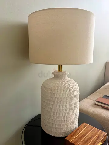 Pair of Elegant Table Lamps – Excellent Condition