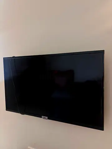 TCL TV FOR SALE