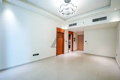 Semi Furnished | Vacant | Near to Mall