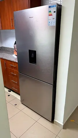 Hisense Stainless Steel Bottom-Freezer Fridge with Water Dispenser