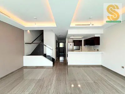 Elegant 4 Bedroom Townhouse I Silver Springs 3 | Modern Family Home