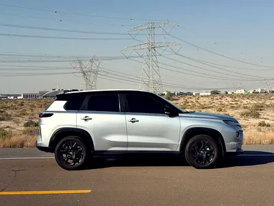 2025 Toyota URBAN CRUISER 照片 6