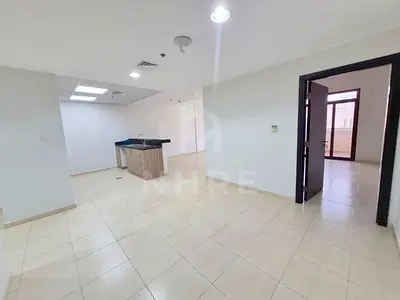 SPACIOUS| UPGRADED | 2BED | 3BATH | CLOSE TO MALL