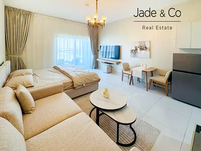 Community Expert | Furnished | High Floor