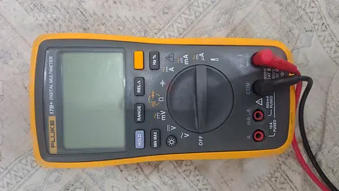 Fluke 17B+ Digital Multimeter — Calibrated, Fully Tested, Good Condition
