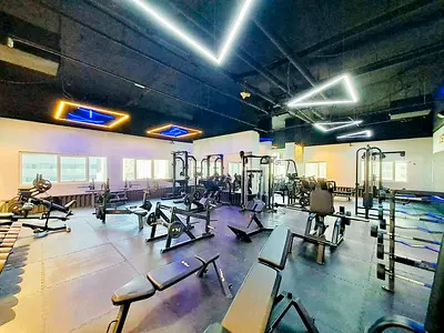 So Spacious & Lavish/Ready To Move/Parking Free/6 Payments/Gym Pool/Close To Sahara