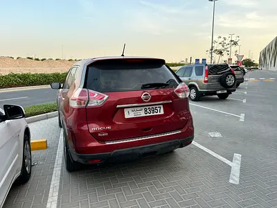 2015 Nissan ROGUE — фото 4