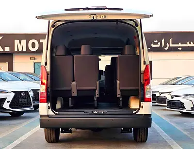 2026 Toyota HIACE — фото 5