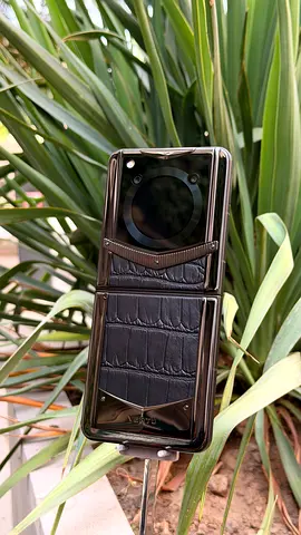 Vertu IronFlip Black crocodile ( Original )