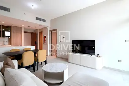 Brand New and Vacant Apt | Selling at OP