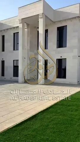 فيلا واسعة 5 غرف نوم للإيجار في الطي شرق | بجوار المسجد | مساحة 5,000 قدم