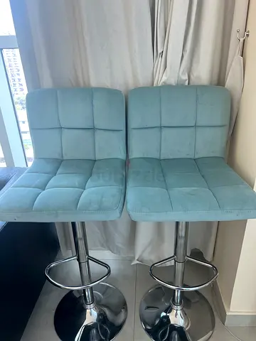 Set of 2 light blue velvet adjustable bar stools - good condition