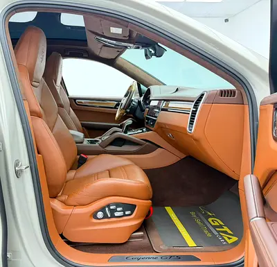 صورة مصغرة 16 لـ 2021 Porsche CAYENNE