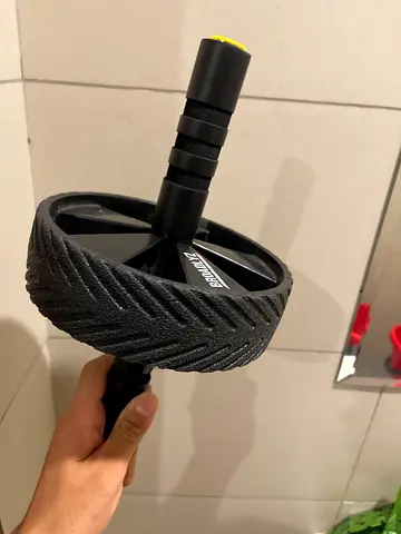 Ab Wheel Roller with Foam Grip — Good Condition
