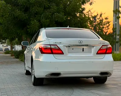 صورة 6 لـ 2010 Lexus LS-SERIES