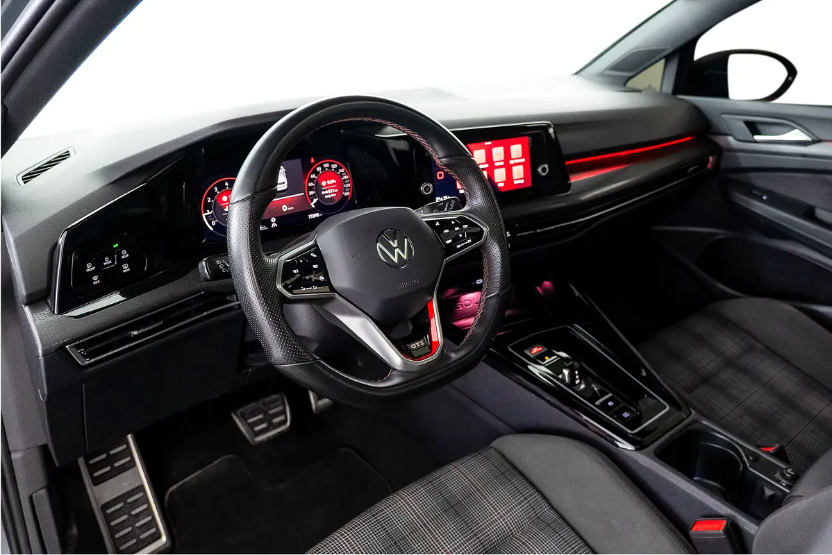 Volkswagen Golf GTI 2024
