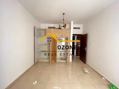 🏡✨ Spacious Unfurnished 2 BHK with Maid Room, 3 Washrooms, Balcony & Built-In Cupboards for Rent