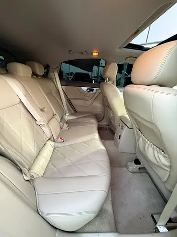 2017 Infiniti QX70 — фото 14
