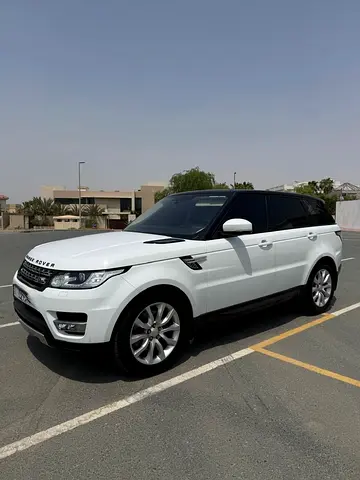 Pristine 2014 Range Rover Sport HSE Supercharged | GCC Specs