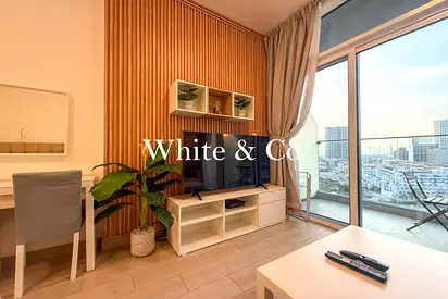 Fully Furnished | Marina View | Near Exit