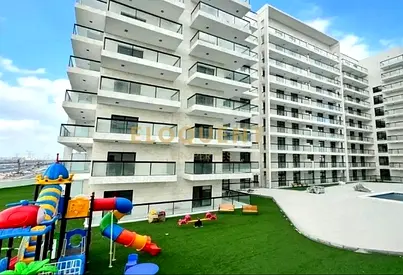 Multiple Chqs | Chiller Free | Low Floor