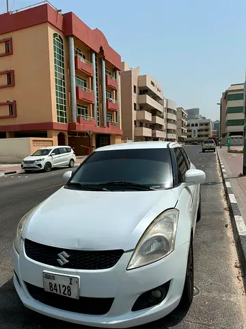 Suzuki swift 2013 - lady driven