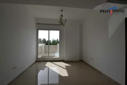 Spacious 1 BR | Fitted Kitchen | With Balcony