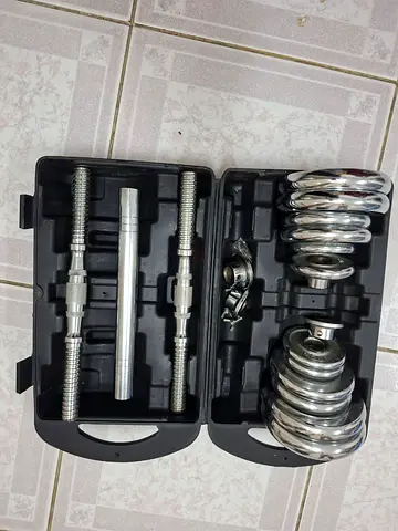 20kg Adjustable chrome dumbbell set with carrying case (weights and bars included)