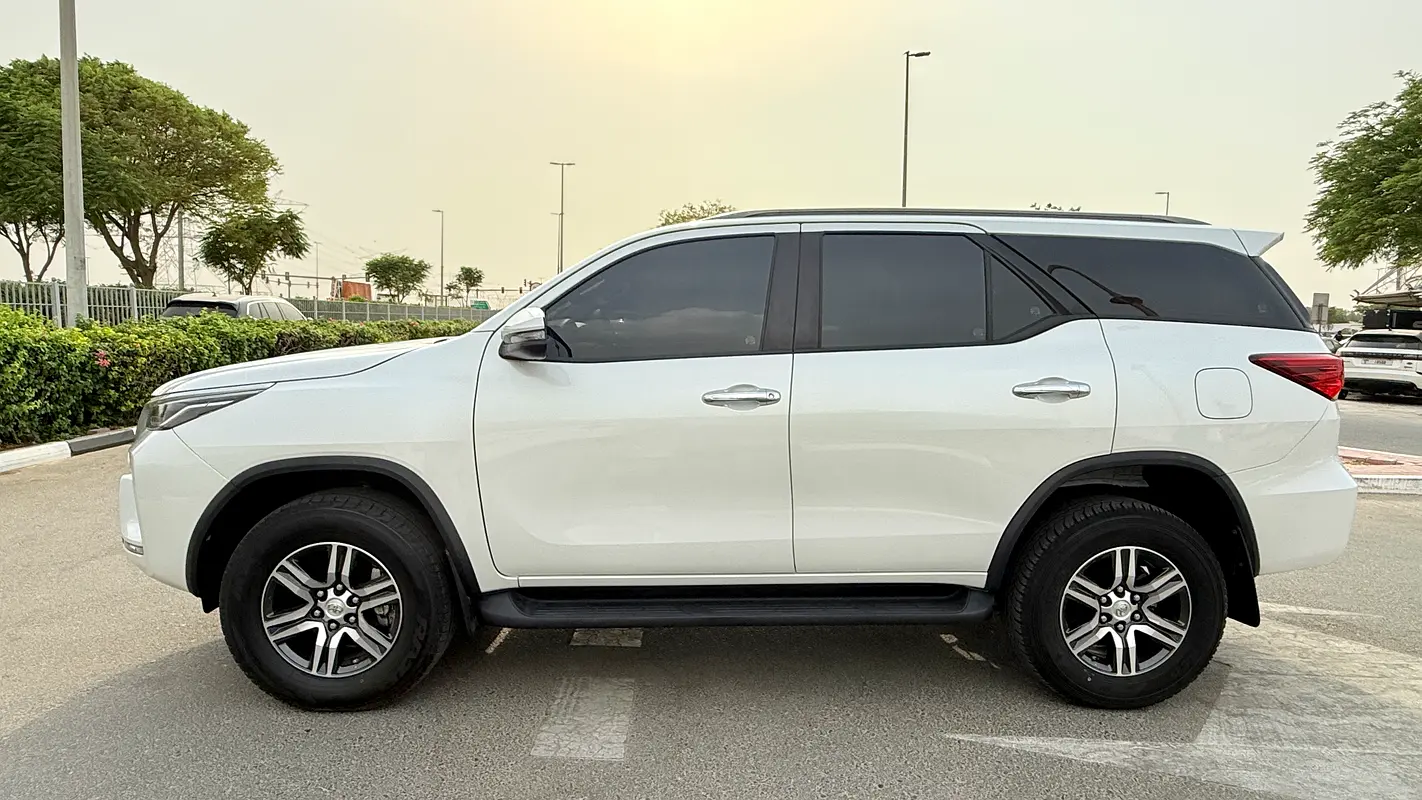 Toyota Fortuner 2023