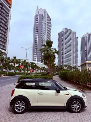 2019 MINI COOPER — фото 2