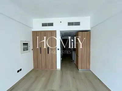 UP TO 12 CHEQUES | POOL VIEW | UNFURNISHED