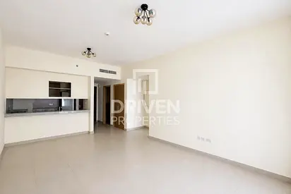 Large Layout | Mid Floor | Pool and Park View
