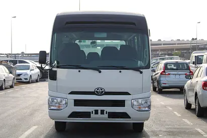 2025 Toyota COASTER — фото 16