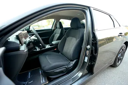 صورة 10 لـ 2024 KIA K5