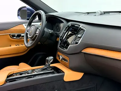 2020 Volvo XC90 — фото 7