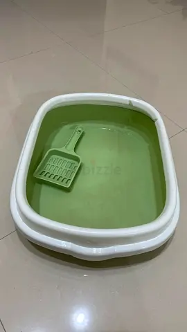 Plastic Cat Litter Scoop - Small, Green (7.7in x 3.3in)