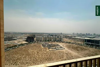 High Floor | 2 Parking | Vacant in October