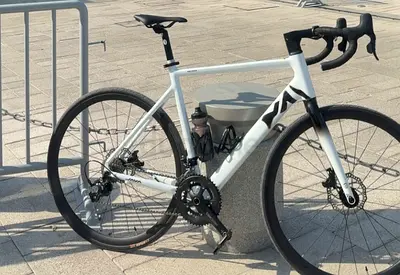 Java Veloce Bike + free pmt helmet