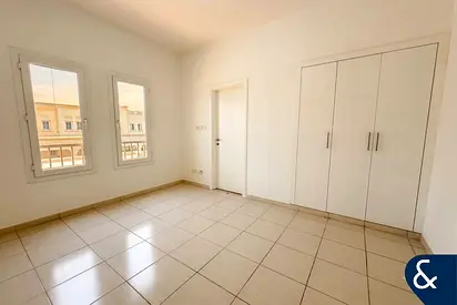 2 Beds | Landscaped Garden | Well Maintained