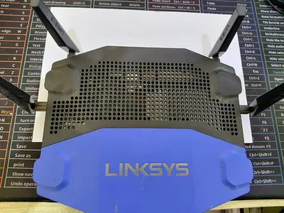 Linksys Wi‑Fi Router Dual Band (working) - 4 external antennas