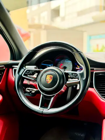 2015 Porsche MACAN 缩略图 13